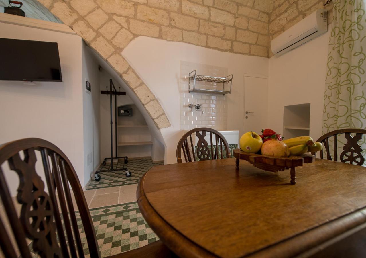 Ai Cappuccini Guest House Noicattaro Bagian luar foto