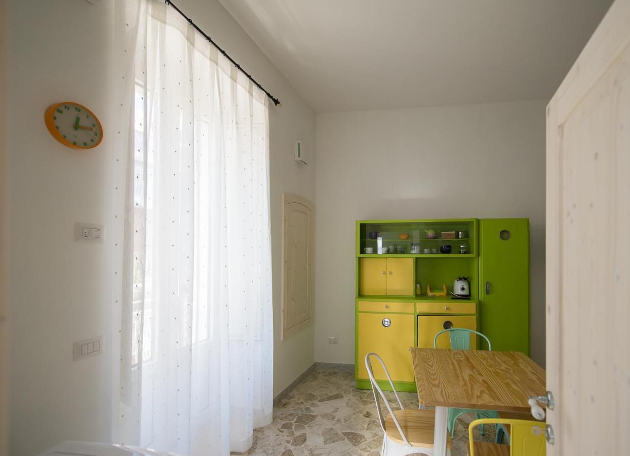 Ai Cappuccini Guest House Noicattaro Bagian luar foto