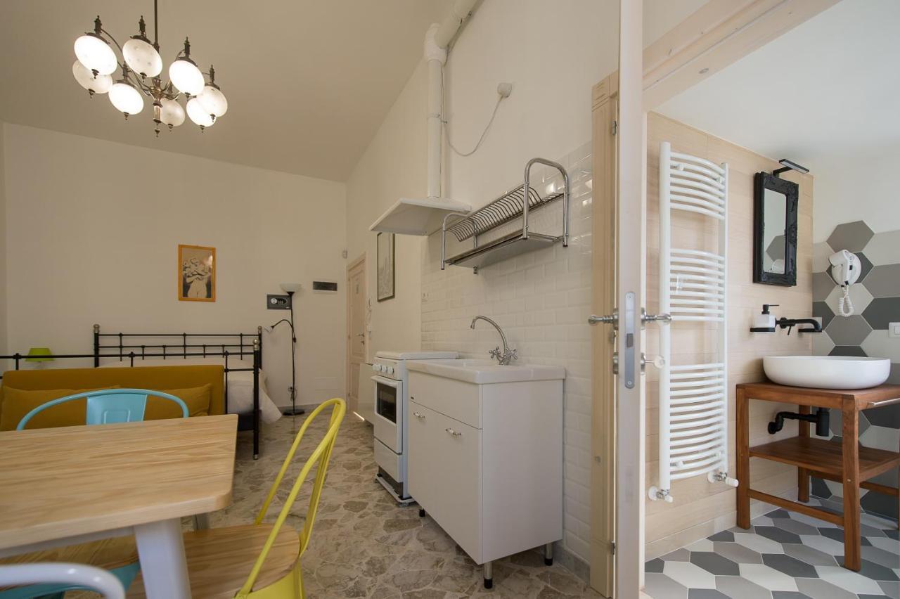 Ai Cappuccini Guest House Noicattaro Bagian luar foto